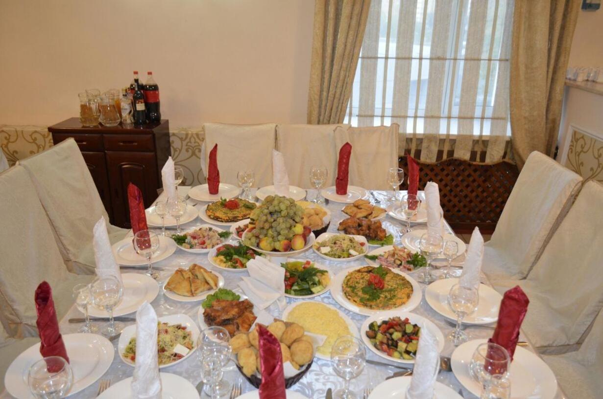 Bozok Hotel Astana Ngoại thất bức ảnh