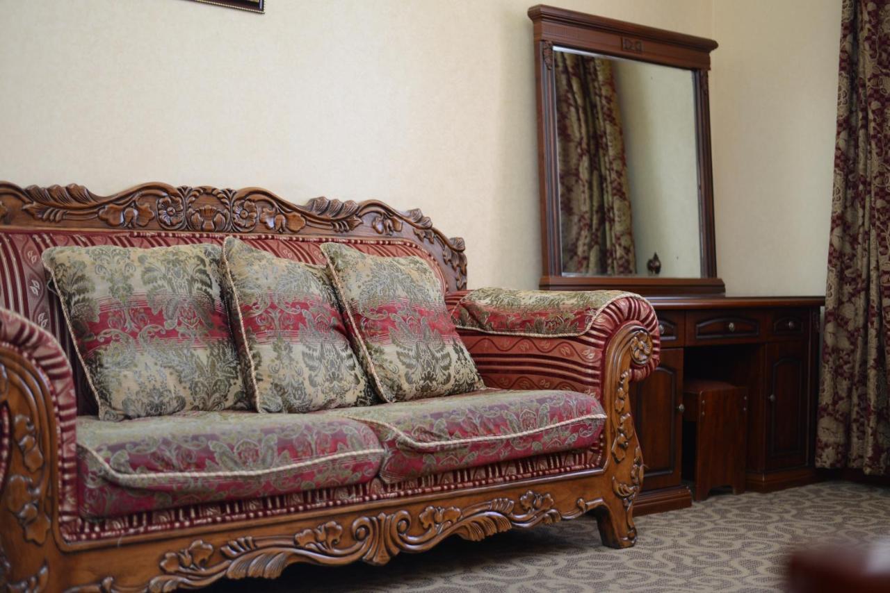 Bozok Hotel Astana Ngoại thất bức ảnh