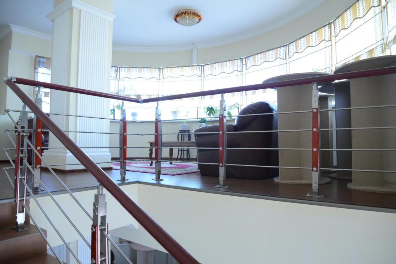 Bozok Hotel Astana Ngoại thất bức ảnh