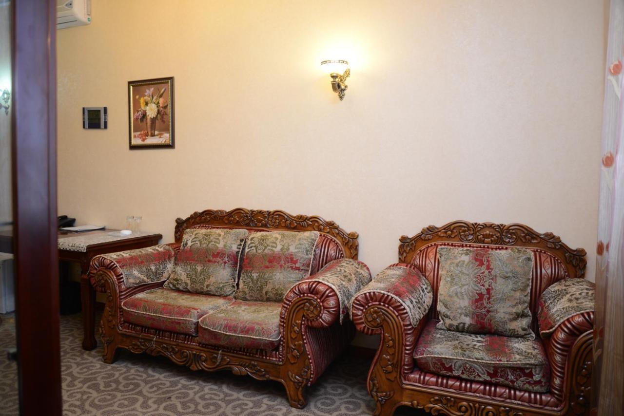 Bozok Hotel Astana Ngoại thất bức ảnh